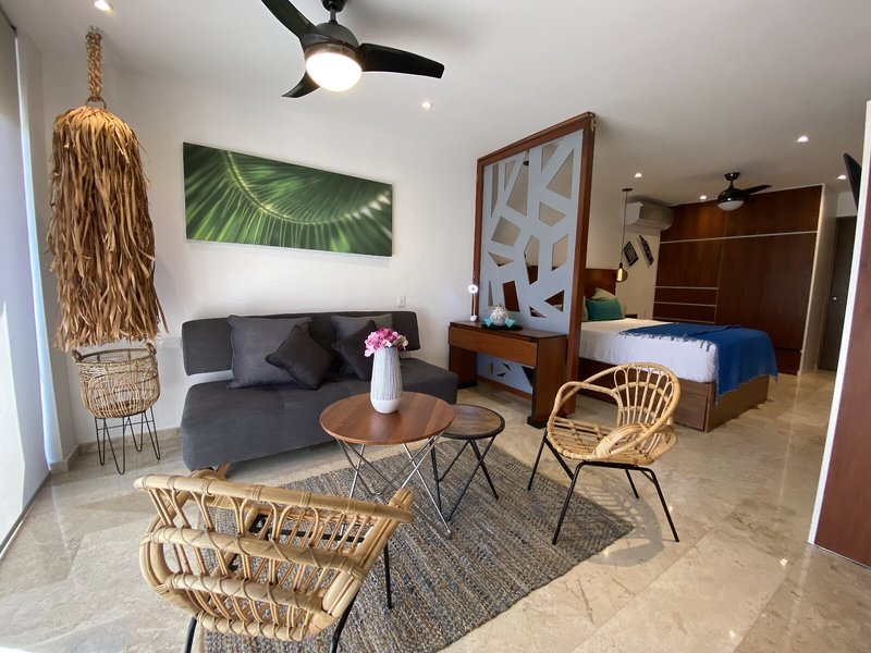 Emiliano 42 Condos Boutique 22