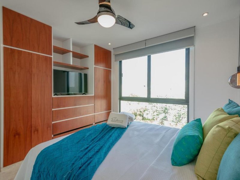 Emiliano 42 Condos Boutique 24