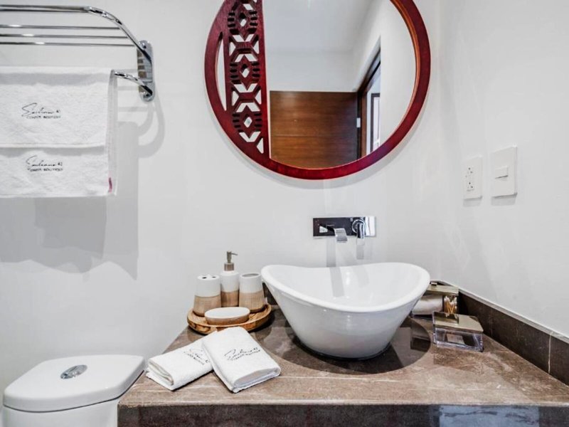 Emiliano 42 Condos Boutique 32