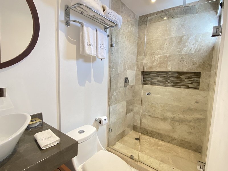 Emiliano 42 Condos Boutique 39