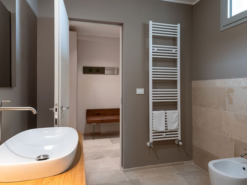 Torre Assunta Hotel 29 - Bathroom Example
