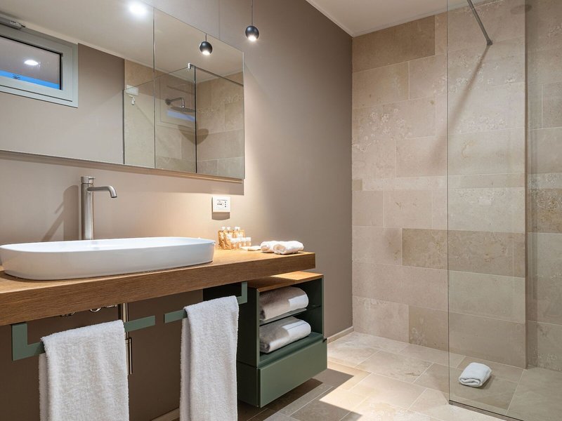 Torre Assunta Hotel 36 - Bathroom Example