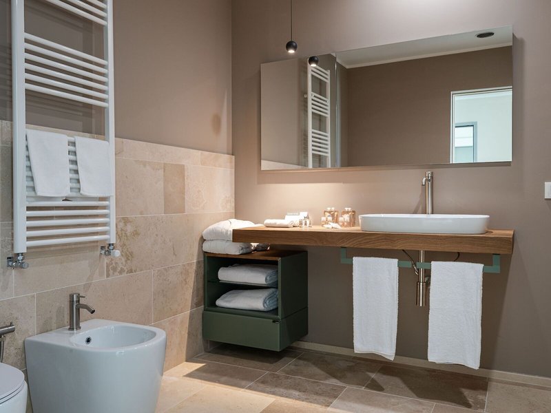 Torre Assunta Hotel 42 - Bathroom Example