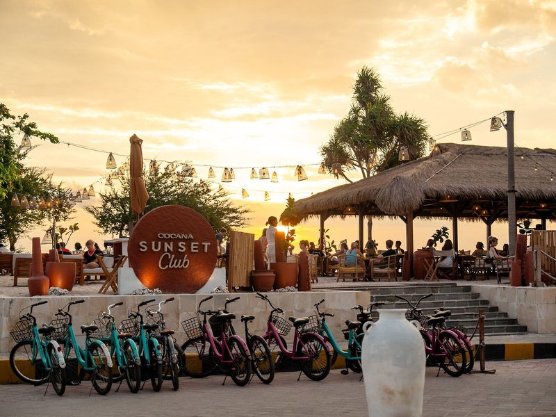 COCANA Resort 9