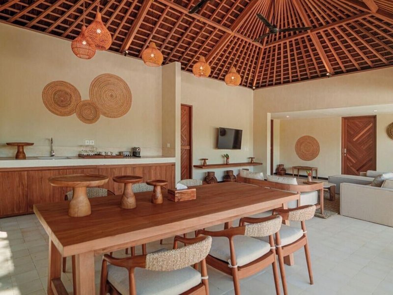 COCANA Resort 33