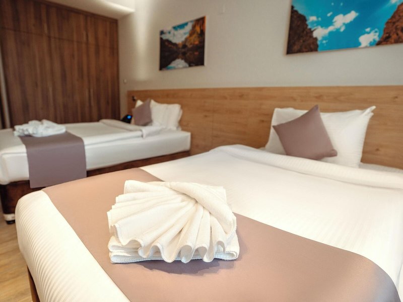 Kyriad Muscat Hotel 18