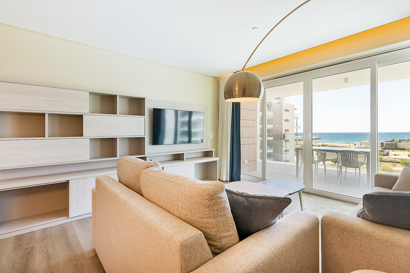 Dom Pedro Residences 8