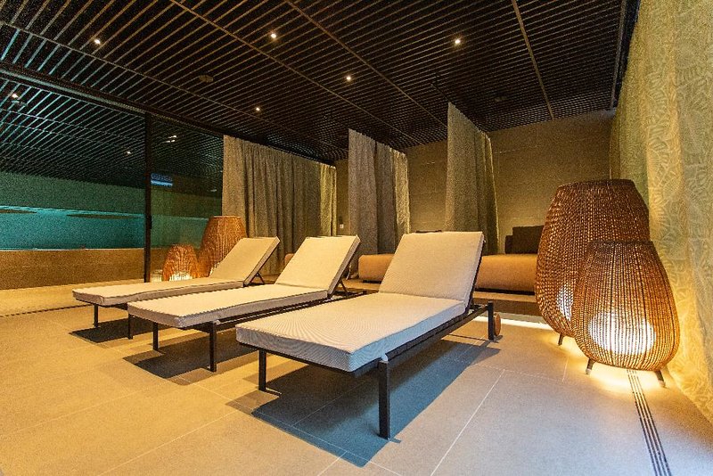Keight Hotel Opatija, Curio Collection by Hilton 4