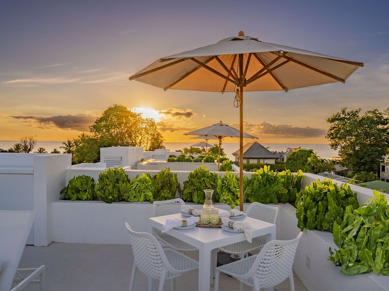 Palm Grove Villas & Hotel 2