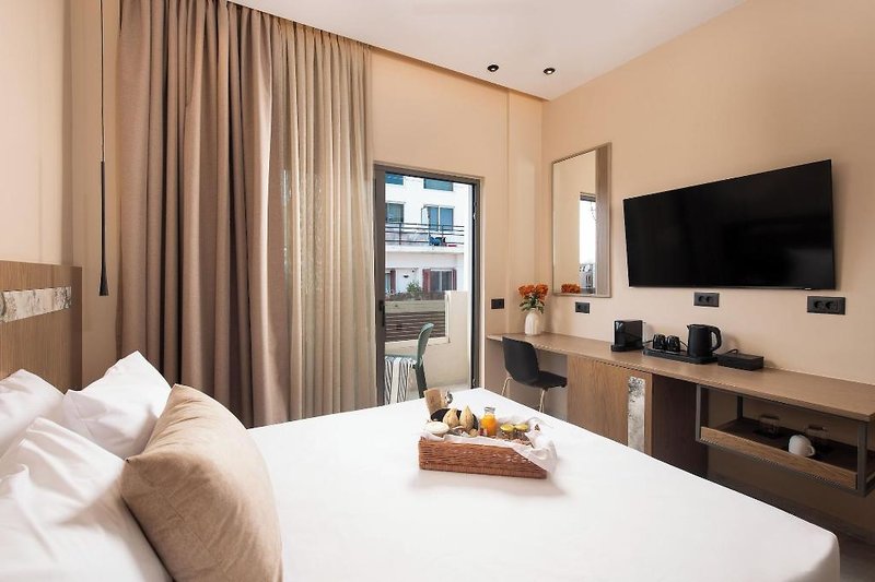 Cosmeen Lifestyle Boutique Stay 5