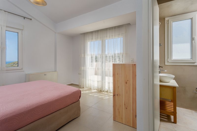 Blue Hills Villas 14