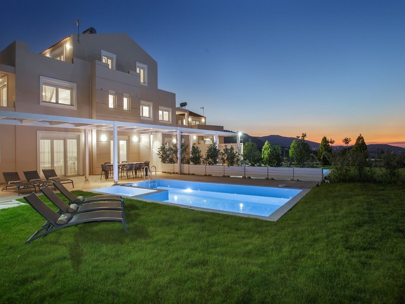 Blue Hills Villas 5