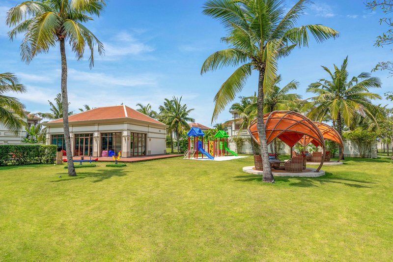 Fusion Resort & Villas Da Nang 14