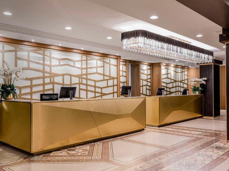 Radisson Martinique on Broadway 8
