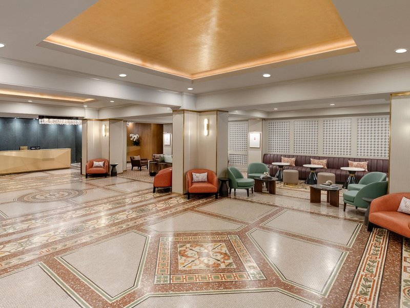 Radisson Martinique on Broadway 14