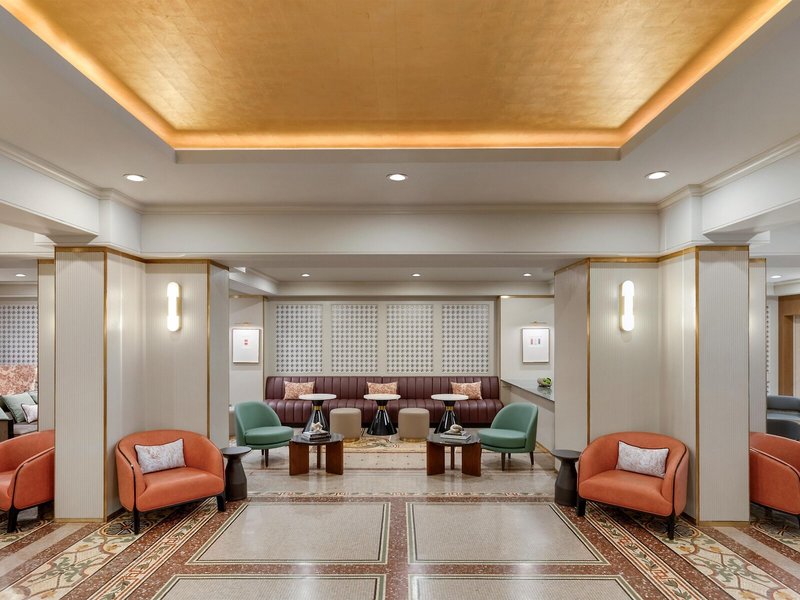 Radisson Martinique on Broadway 16