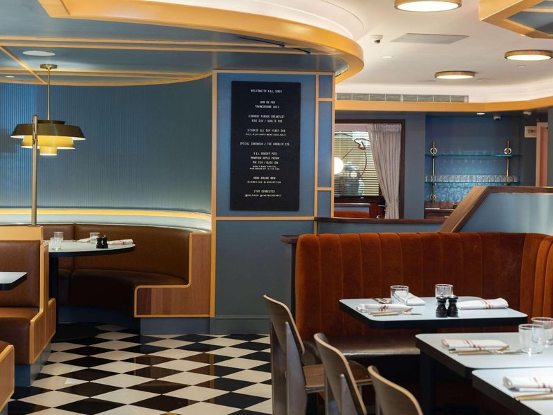 Radisson Martinique on Broadway 21