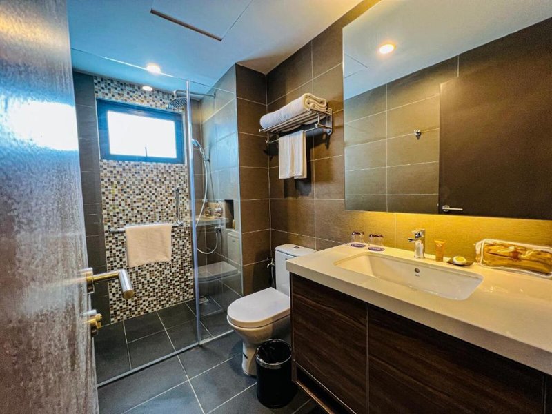 Wyndham Ion Majestic Hotel 37