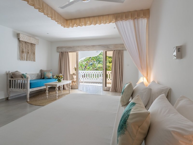 Hibiscus Home & Apartments 19
