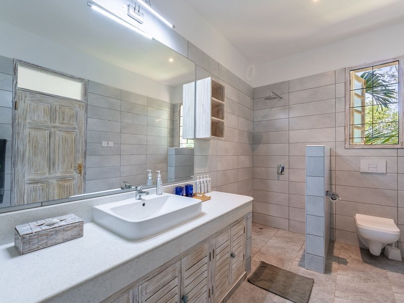 Hibiscus Home & Apartments 45