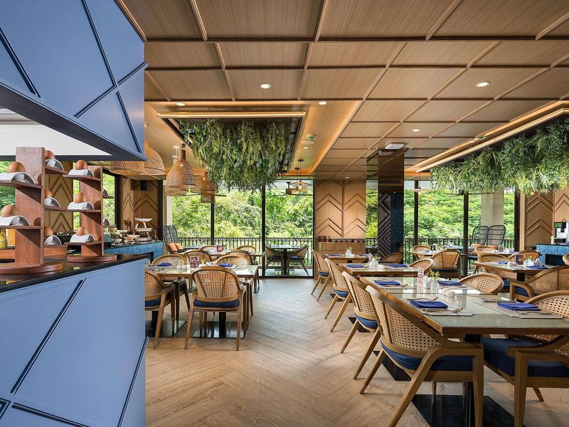 The Proud Karon Beach Phuket Trademark Collection by Wyndham 38