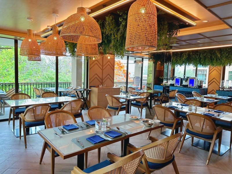 The Proud Karon Beach Phuket Trademark Collection by Wyndham 39