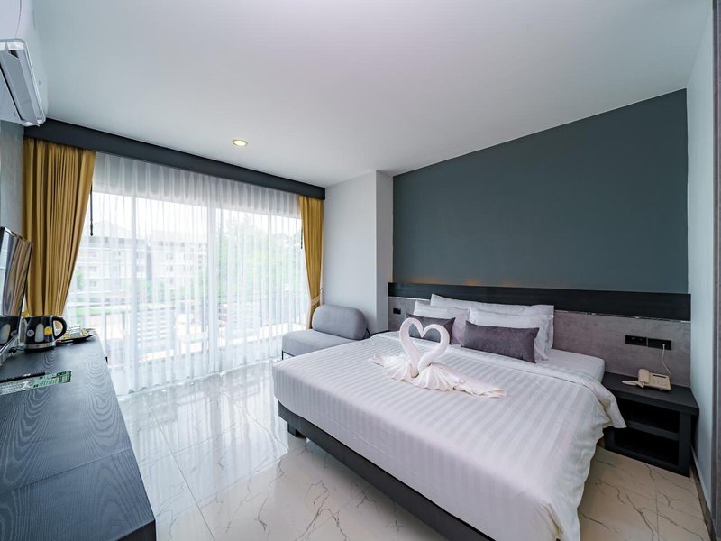 LHC Hotel and Resort 4