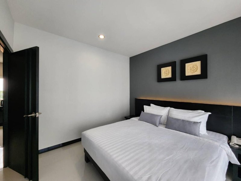 LHC Hotel and Resort 9