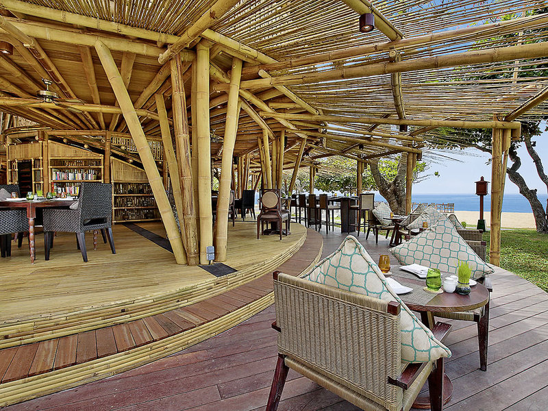 Nusa Dua Beach Hotel & Spa 8