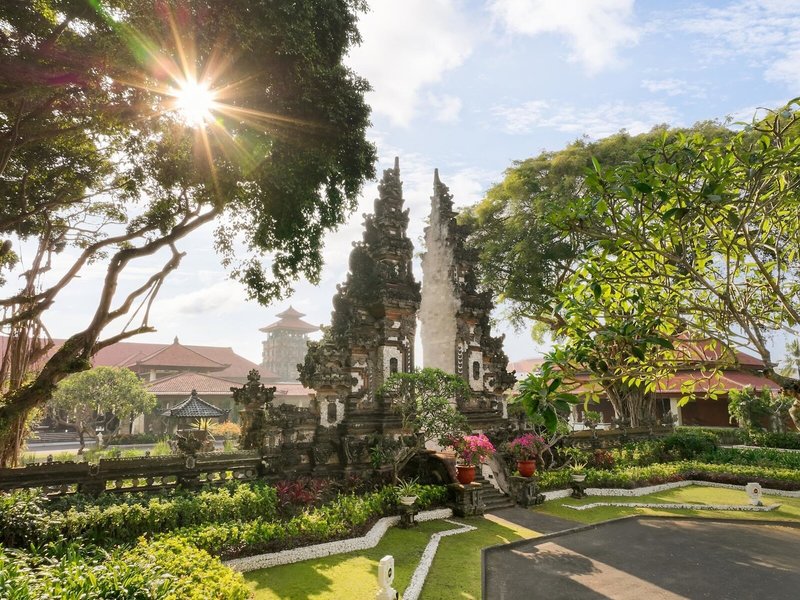 Nusa Dua Beach Hotel & Spa 17
