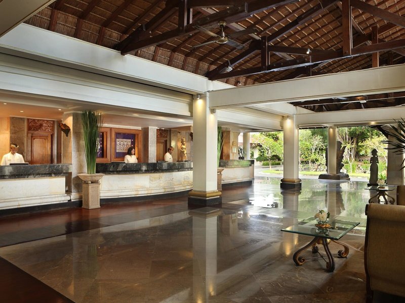 Nusa Dua Beach Hotel & Spa 18