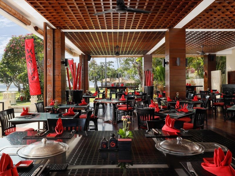 Nusa Dua Beach Hotel & Spa 38