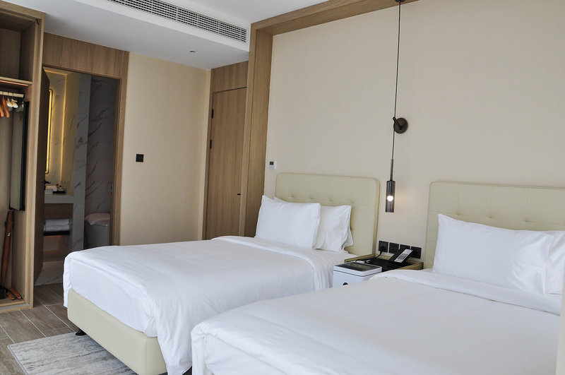 Laya Resort Phuket Island 4