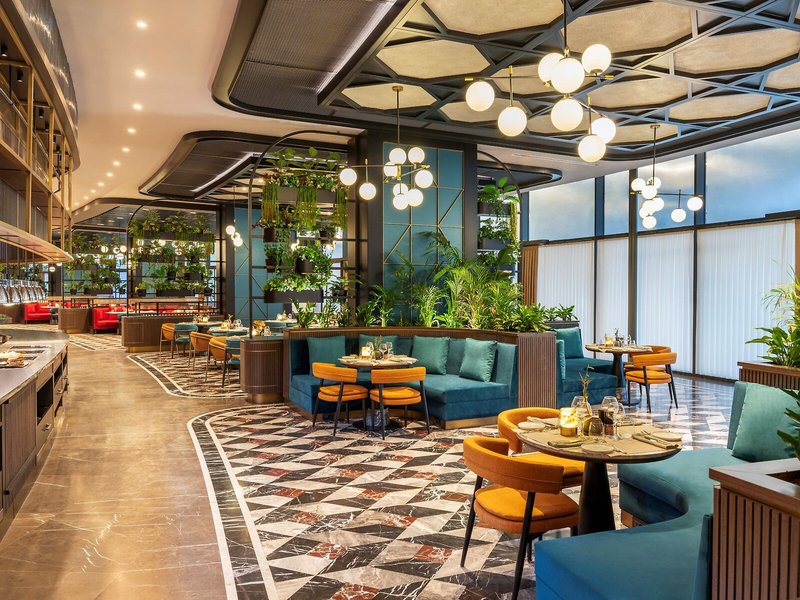 Mövenpick Hotel Istanbul Marmara Sea 8