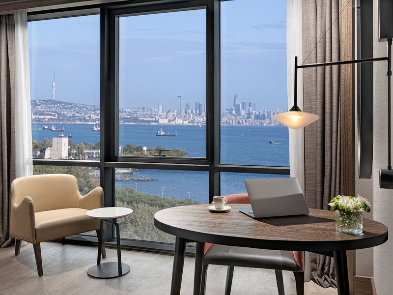 Mövenpick Hotel Istanbul Marmara Sea 16