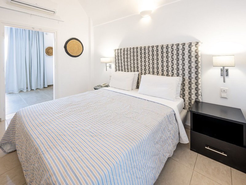 Smy Hotel Orizontes Santorini 13