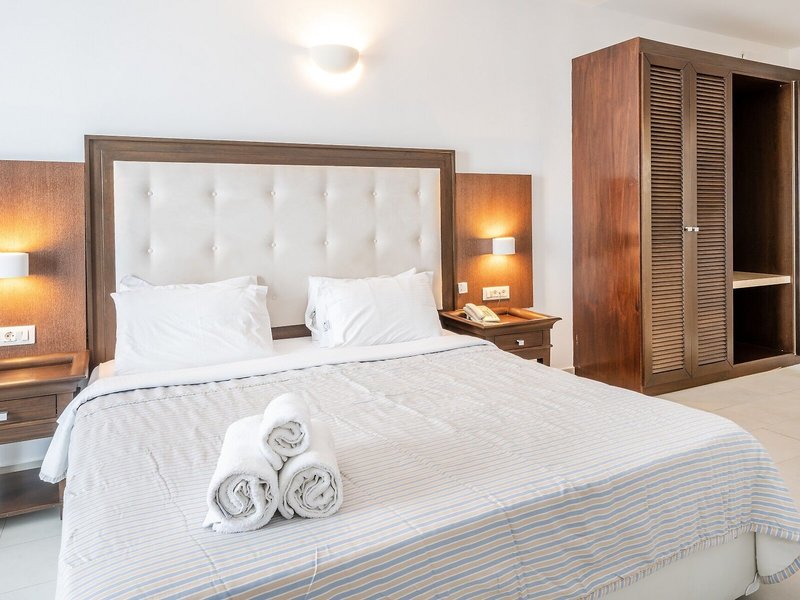 Smy Hotel Orizontes Santorini 14