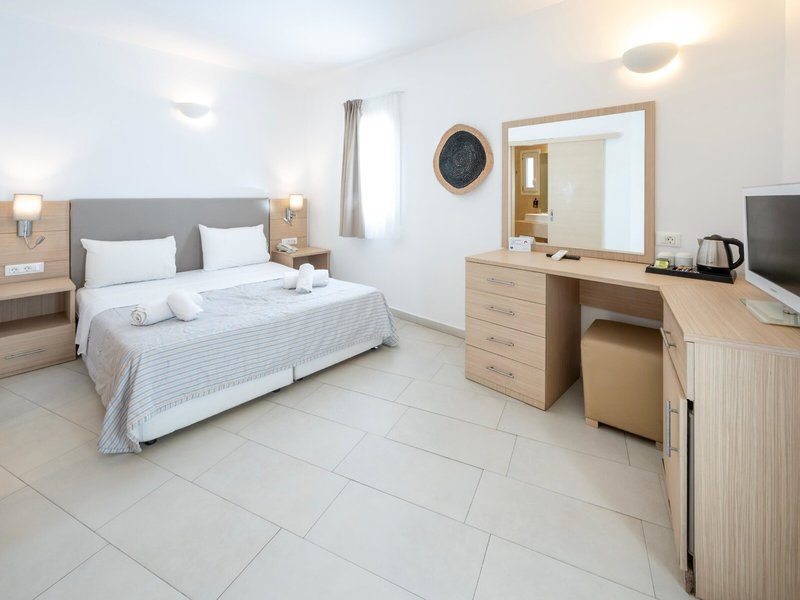 Smy Hotel Orizontes Santorini 39