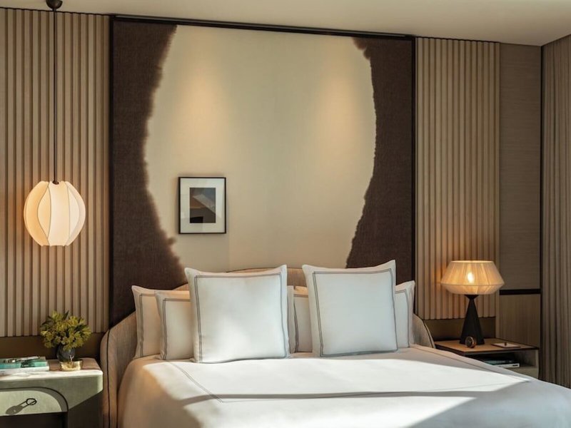 Rosewood Doha 25