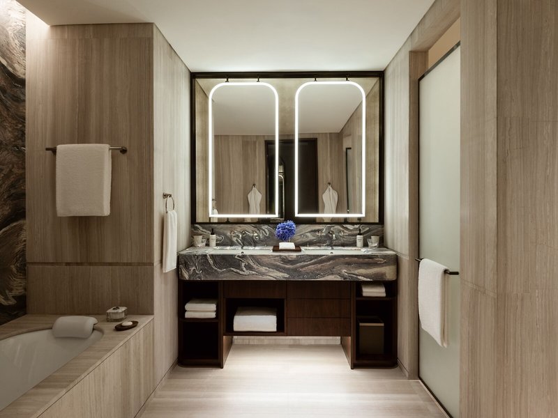 Rosewood Doha 32