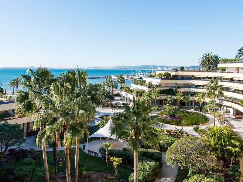 Holiday Inn Nice - Saint Laurent Du Var 18
