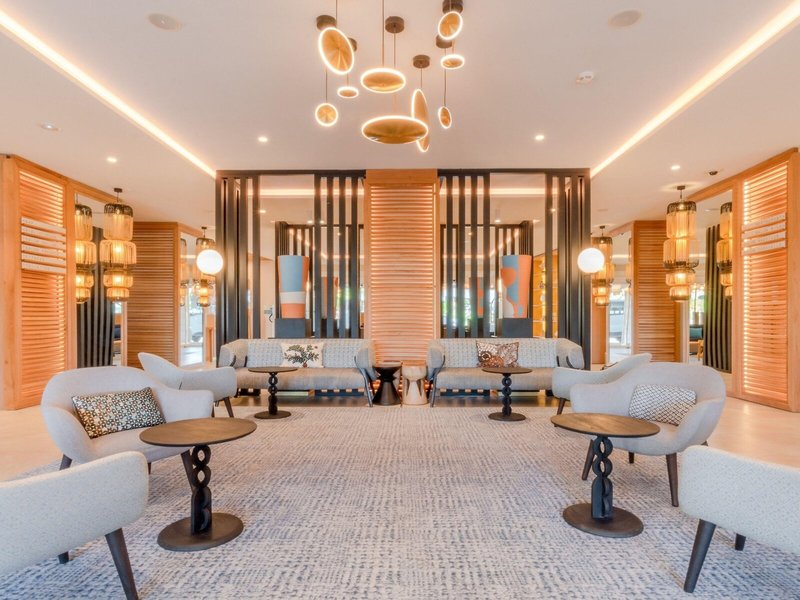 Holiday Inn Nice - Saint Laurent Du Var 20