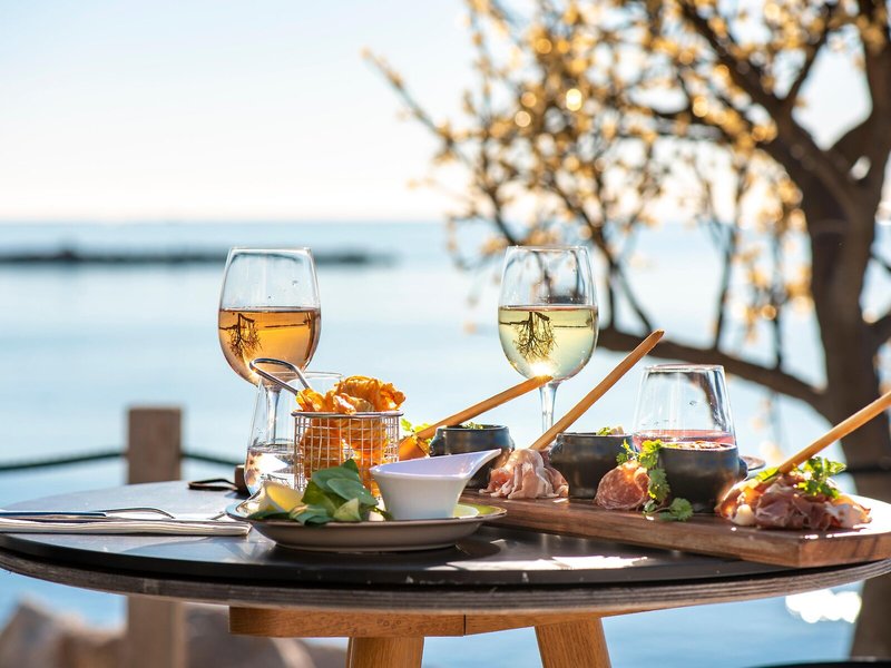 Holiday Inn Nice - Saint Laurent Du Var 27