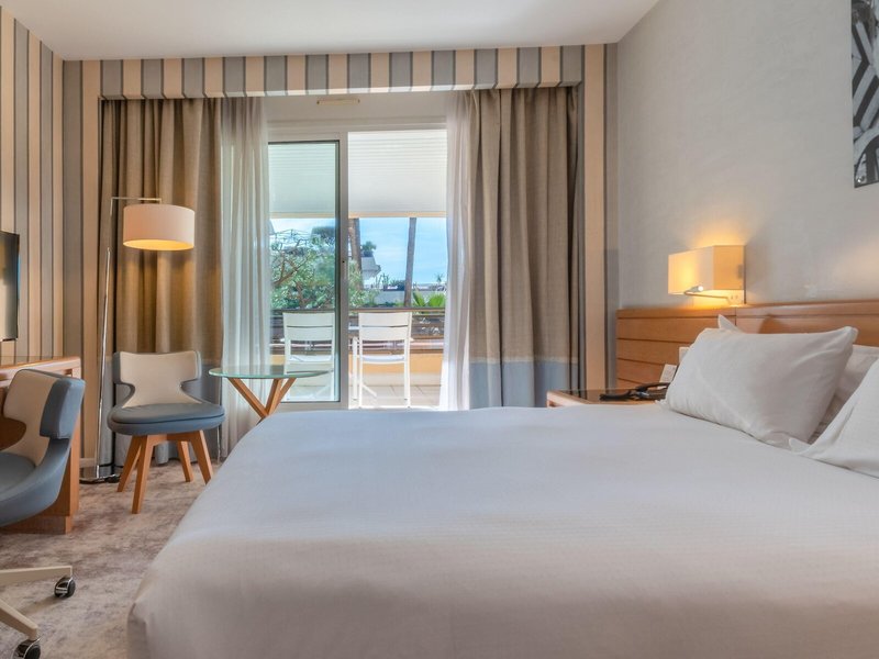 Holiday Inn Nice - Saint Laurent Du Var 39