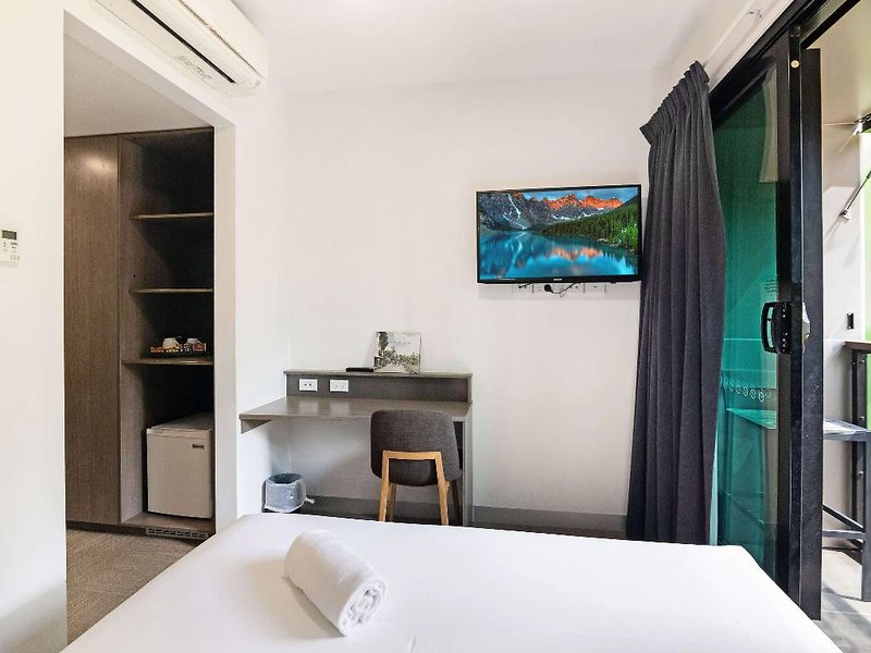 Ibis Darwin Airport Hotel 2
