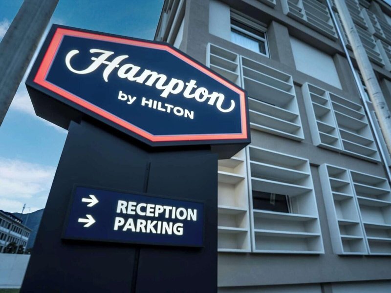 Hampton By Hilton Locarno 2