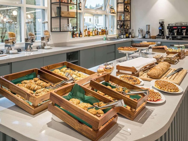 Hampton By Hilton Locarno 19