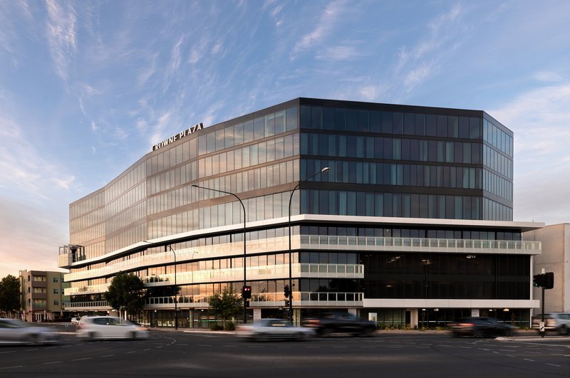 Crowne Plaza Adelaide Mawson Lakes - An IHG Hotel
