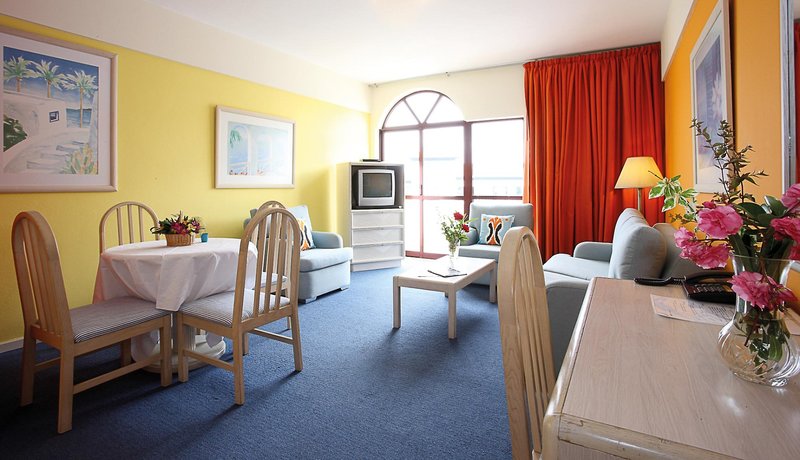 Canico Bay Apartments 6