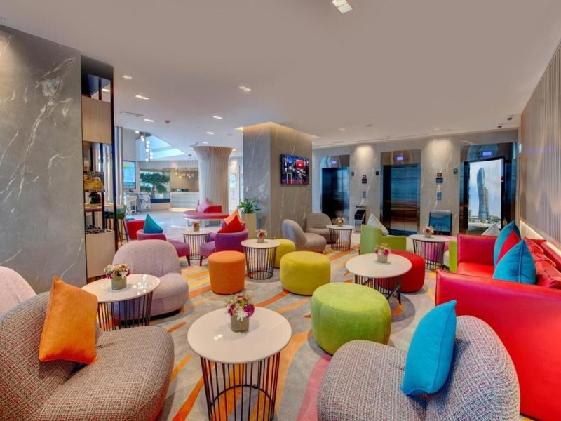 La Quinta by Wyndham Abu Dhabi Al Wahda 14 - Bar